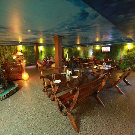 Hotel Sea Pearl Коллам Экстерьер фото