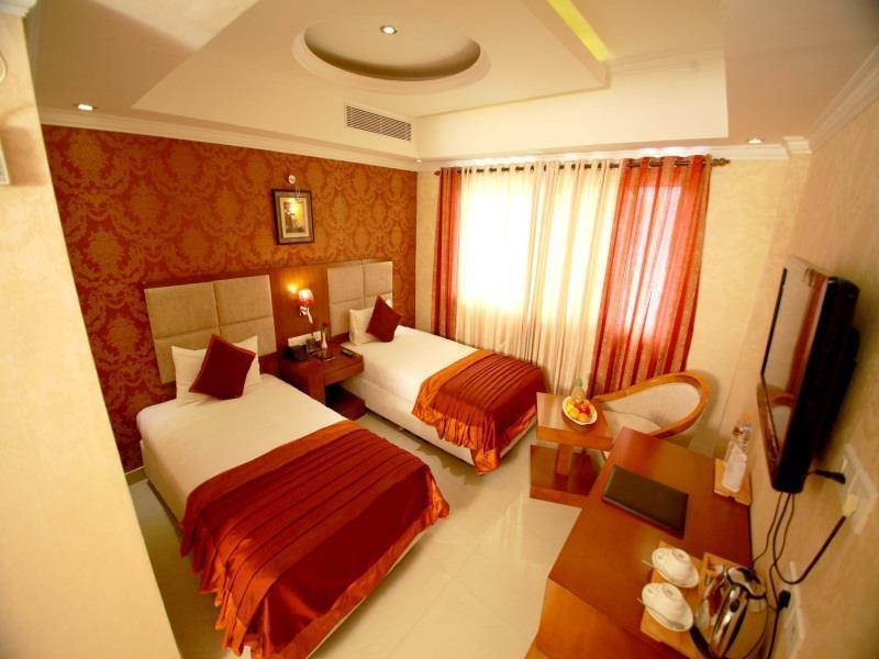 Hotel Sea Pearl Коллам Экстерьер фото